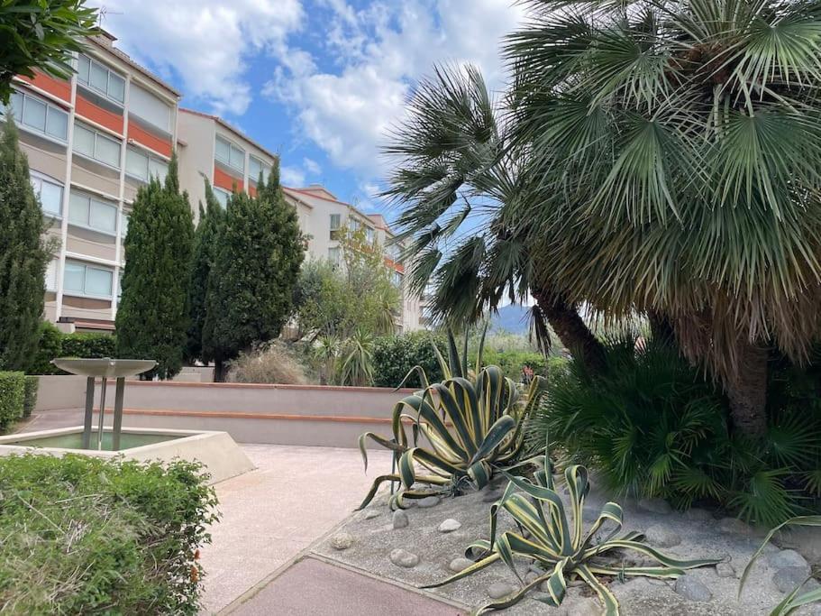 Golfes Clairs - Duplex Climatise - Wifi Apartment Аржеле-сюр-Мер Екстериор снимка